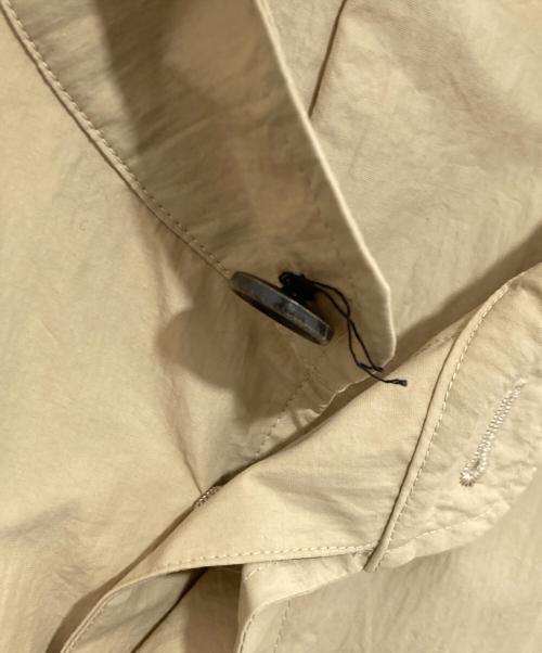 UNIVERSAL PRODUCTS.（ユニバーサルプロダクツ）UNIVERSAL PRODUCTS. (ユニバーサルプロダクツ) STAND COLLAR SHELL COAT/CHACOAL スタンドカラーシェルコート　231-60701 ブラウン サイズ:2の古着・服飾アイテム