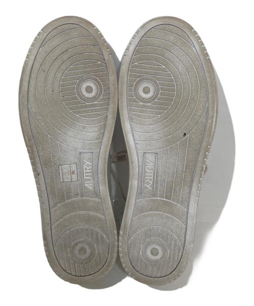 AUTRY（オートリ―）AUTRY (オートリ―) Maison MIHARA YASUHIRO (メゾン ミハラ ヤスヒロ) ローカットスニーカー ホワイト サイズ:43の古着・服飾アイテム