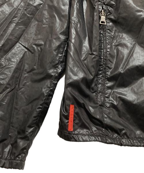 PRADA SPORTS（プラダスポーツ）PRADA SPORTS (プラダスポーツ) 00's ナイロンフーデッドジャケット / ウィンドブレーカー SCG78H 2006年 ブラック サイズ:52の古着・服飾アイテム