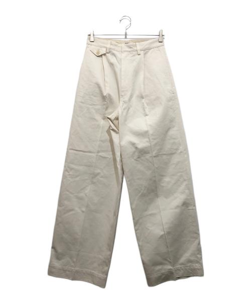 AURALEE（オーラリー）AURALEE (オーラリー) WASHED FINX CHINO ONE-TUCK PANTS（ウォッシュドフィンクスチノ ワンタックパンツ）A25SP05FC ホワイト サイズ:1の古着・服飾アイテム