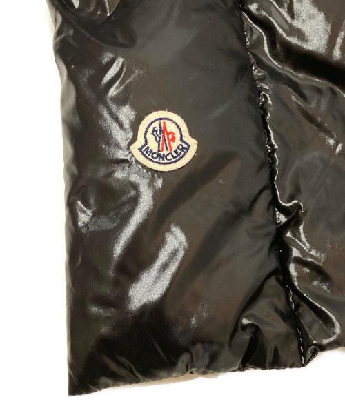 MONCLER（モンクレール）MONCLER (モンクレール) ロゴダウンマフラー　スヌード　　D20930010700 ブラックの古着・服飾アイテム