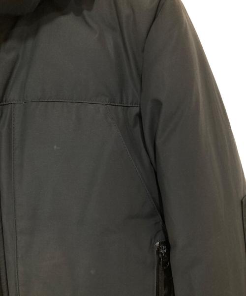 OSC CROSS（オーエスシー クロス）OSC CROSS (オーエスシー クロス) 襟ファー　フーデッドダウンジャケット ブラック サイズ:Sの古着・服飾アイテム