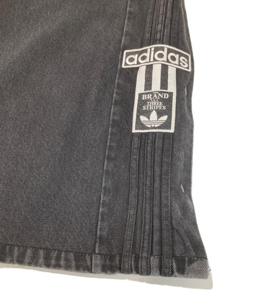 adidas（アディダス）adidas (アディダス) アディブレイク デニムジーンズ　IS2853 ブラック サイズ:25の古着・服飾アイテム