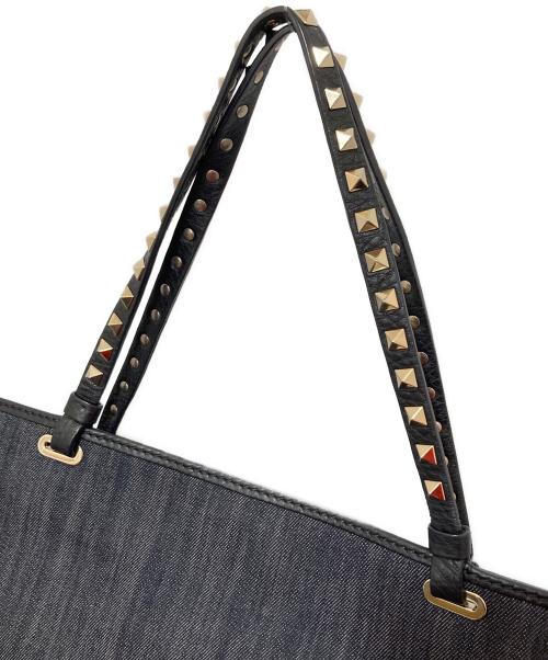 VALENTINO GARAVANI（ヴァレンティノ・ガラヴァーニ）VALENTINO GARAVANI (ヴァレンティノ・ガラヴァーニ) デニム ロックスタッズ2WAYバッグ ショルダー付きハンドバッグ インディゴの古着・服飾アイテム