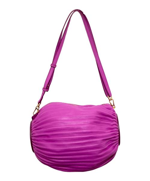 LOEWE（ロエベ）LOEWE (ロエベ) Pleated Leather Bracelet Pouch（プリーツレザー ブレスレットポーチ）A912P84X27 ショッキングピンクの古着・服飾アイテム