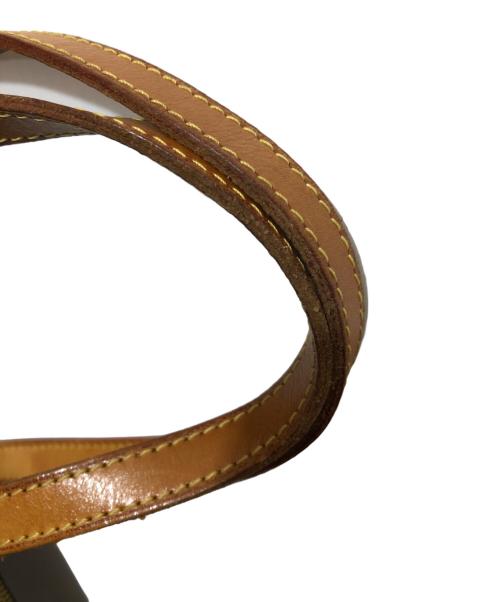 LOUIS VUITTON（ルイ ヴィトン）LOUIS VUITTON (ルイ ヴィトン) ベルビュー GM トートバッグ モノグラム ヴェルニ ヴヴェール ブロンズ パテントレザー M93674 オリーブ サイズ:GMの古着・服飾アイテム