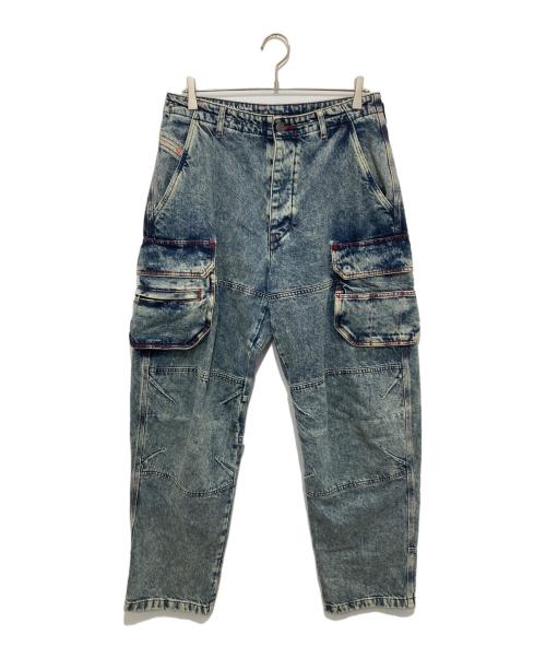 DIESEL（ディーゼル）DIESEL (ディーゼル) ルーズフィットデニムカーゴパンツ A09535 0EMAN V インディゴ サイズ:28の古着・服飾アイテム