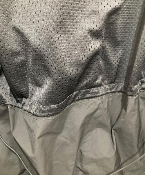 MONCLER GAMME BLEU（モンクレール ガム ブルー）MONCLER GAMME BLEU (モンクレール ガム ブルー) ナイロンコート RIND1000362 ブラック サイズ:4の古着・服飾アイテム