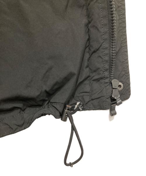 MONCLER GAMME BLEU（モンクレール ガム ブルー）MONCLER GAMME BLEU (モンクレール ガム ブルー) ナイロンコート RIND1000362 ブラック サイズ:4の古着・服飾アイテム