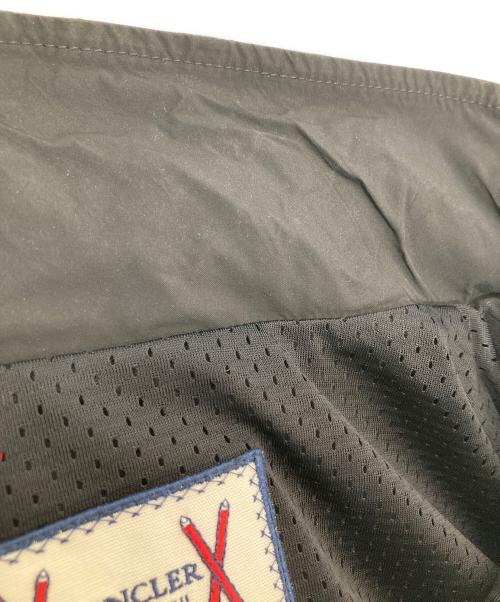 MONCLER GAMME BLEU（モンクレール ガム ブルー）MONCLER GAMME BLEU (モンクレール ガム ブルー) ナイロンコート RIND1000362 ブラック サイズ:4の古着・服飾アイテム