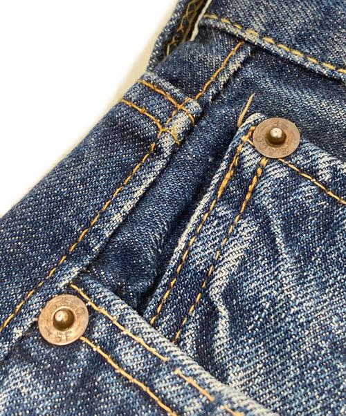 LEVI'S（リーバイス）LEVI'S (リーバイス) 60’s 501デニムパンツ USA製 ビッグE初期 赤耳 レインボーステッチ トップボタン点々刻印 フライボタン16刻印 Vステ ズレカン 足長R インディゴ サイズ:W29×L32 (実寸68cm×72㎝)の古着・服飾アイテム