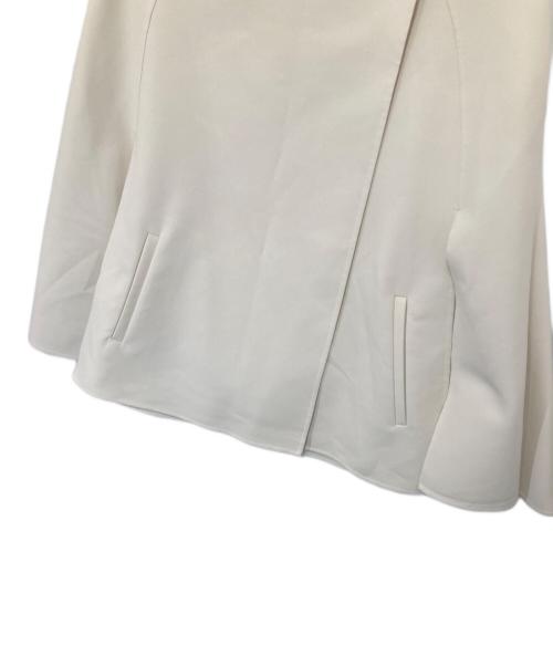 ESTNATION（エストネーション）ESTNATION (エストネーション) ポリエステルリバーケープコート　41-109-01-010131 ホワイト サイズ:Freeの古着・服飾アイテム