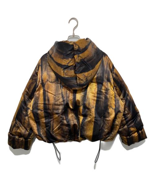 MM6 Maison Margiela（エムエムシックスメゾンマルジェラ）MM6 Maison Margiela (エムエムシックスメゾンマルジェラ) PORTS JACKET Fur Print（ファープリント スポーツジャケット）S32AM0309 / フーデッドダウンジャケット オレンジ サイズ:38の古着・服飾アイテム