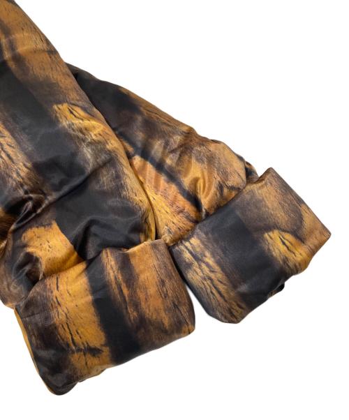 MM6 Maison Margiela（エムエムシックスメゾンマルジェラ）MM6 Maison Margiela (エムエムシックスメゾンマルジェラ) PORTS JACKET Fur Print（ファープリント スポーツジャケット）S32AM0309 / フーデッドダウンジャケット オレンジ サイズ:38の古着・服飾アイテム