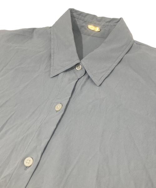 MUSE de Deuxieme Classe（ミューズ ドゥーズィエム クラス）MUSE de Deuxieme Classe (ミューズ ドゥーズィエム クラス) STRETCH TWILL CACHE ストレッチツイルキャッシュシャツ スカイブルー サイズ:Fの古着・服飾アイテム