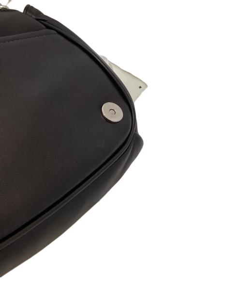 Maison Margiela（メゾンマルジェラ）Maison Margiela (メゾンマルジェラ) Glam Slamショルダーバッグ SB1WG0019 ブラックの古着・服飾アイテム