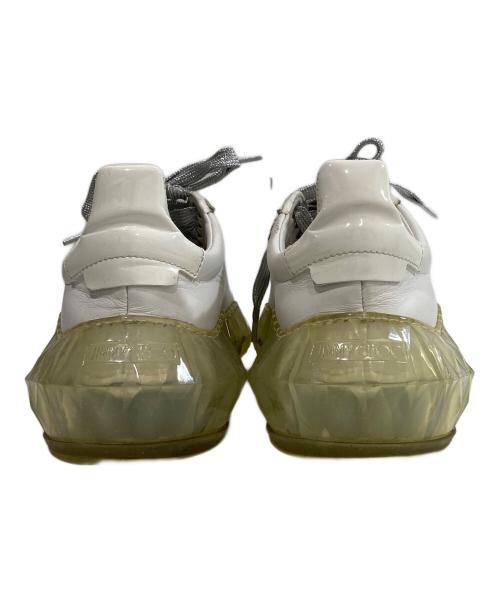 JIMMY CHOO（ジミーチュウ）JIMMY CHOO (ジミーチュウ) DIAMOND パテントスニーカー ホワイト サイズ:34の古着・服飾アイテム