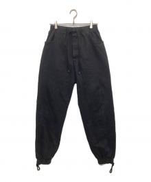 GUCCI（グッチ）の古着「ウォッシュドコットンイージーデニムパンツ　572616」｜ブラック