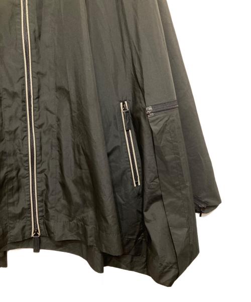 ISSEY MIYAKE MEN（イッセイミヤケメン）ISSEY MIYAKE MEN (イッセイミヤケメン) コーティングデザインフーデッドポンチョ　ME03FA590　銀タグ  ブラック サイズ:2の古着・服飾アイテム