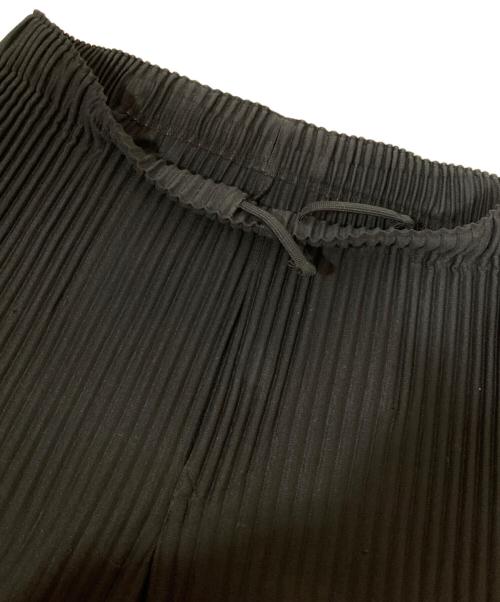 HOMME PLISSE ISSEY MIYAKE（オム プリッセ イッセイ ミヤケ）HOMME PLISSE ISSEY MIYAKE (オム プリッセ イッセイ ミヤケ) プリーツパンツ ブラック サイズ:3の古着・服飾アイテム