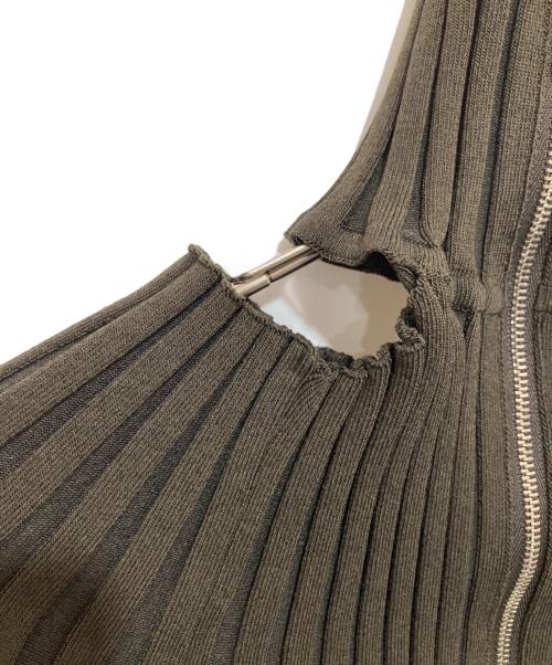 EMI FUNAYAMA（エミ フナヤマ）EMI FUNAYAMA (エミ フナヤマ) RIB KNIT SLIT TOP（リブニットスリットトップ） FTC234-0706 ブラウン サイズ:1の古着・服飾アイテム