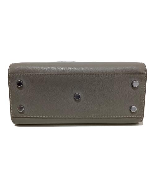 Saint Laurent Paris（サンローランパリ）Saint Laurent Paris (サンローランパリ) サックドジュール ベイビー 2WAYバッグ 421863 ベージュの古着・服飾アイテム