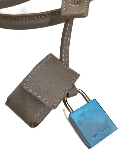 Saint Laurent Paris（サンローランパリ）Saint Laurent Paris (サンローランパリ) サックドジュール ベイビー 2WAYバッグ 421863 ベージュの古着・服飾アイテム