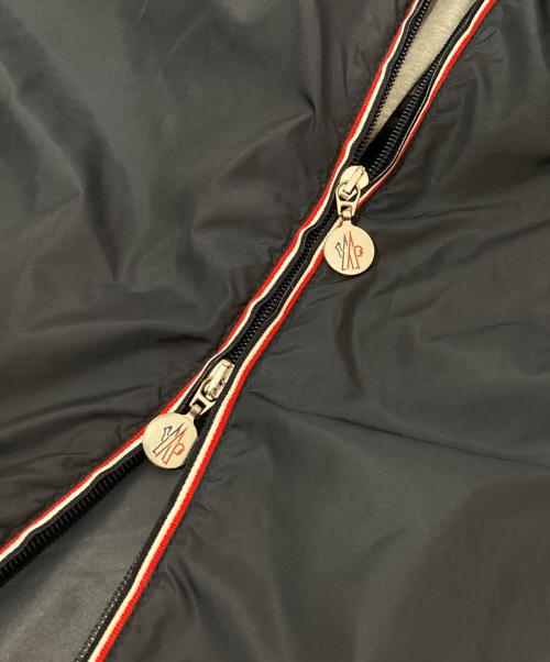 MONCLER（モンクレール）MONCLER (モンクレール) URVILLE（ウルヴィル） ナイロンジャケット 210914160305 ネイビー サイズ:3の古着・服飾アイテム