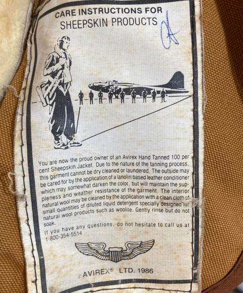 AVIREX（アヴィレックス）AVIREX (アヴィレックス) TYPE B-3 ムートンジャケット 33H5595 ブラウン サイズ:38の古着・服飾アイテム