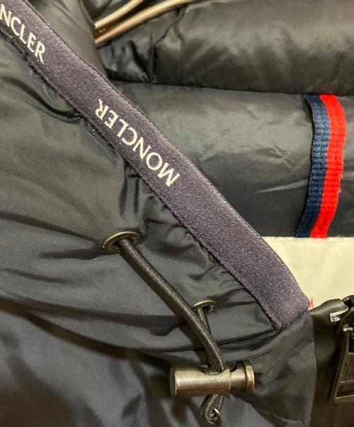 MONCLER（モンクレール）MONCLER (モンクレール) LAURAIN(ローラン) ダウンジャケット  G20911A00053 ネイビー サイズ:1の古着・服飾アイテム