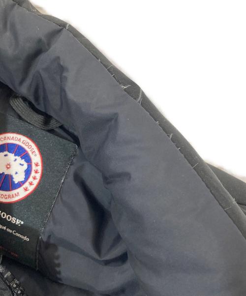 CANADA GOOSE（カナダグース）CANADA GOOSE (カナダグース) FREESTYLE ダウンベスト 	2830JM ブラック サイズ:Sの古着・服飾アイテム