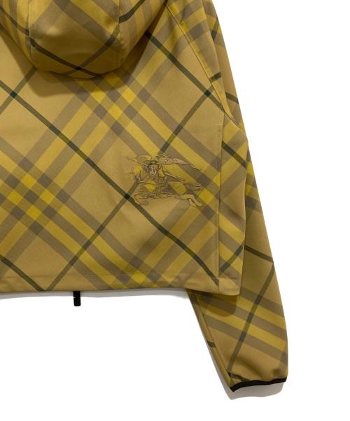 BURBERRY（バーバリー）BURBERRY (バーバリー) Cropped Checkered Light Jacket（クロップドチェッカー ライトジャケット）8082318 ベージュ サイズ:XSの古着・服飾アイテム