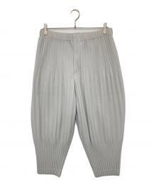 HOMME PLISSE ISSEY MIYAKE（オム プリッセ イッセイ ミヤケ）の古着「BASIC pleated tapered pants(テーパードパンツ) HP55JF153」｜グレー