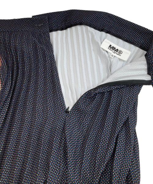 MM6 Maison Margiela（エムエムシックスメゾンマルジェラ）MM6 Maison Margiela (エムエムシックスメゾンマルジェラ) Printed Hand Pleated Skirt(プリントハンドプリーツスカート) S52MA0189 S76519 ブラック サイズ:40の古着・服飾アイテム