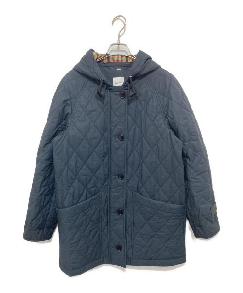 BURBERRY（バーバリー）BURBERRY (バーバリー) キルティングフーデッドコート　裏地ノバチェック　8017686 ブラック サイズ:Mの古着・服飾アイテム