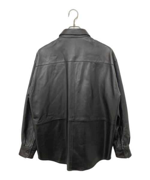 JOURNAL STANDARD TRISECT（ジャーナルスタンダード トライセクト）JOURNAL STANDARD TRISECT (ジャーナルスタンダード トライセクト) ラムレザー The FAT Shirt（ファットシャツ） 24050600807010 ブラック サイズ:Mの古着・服飾アイテム