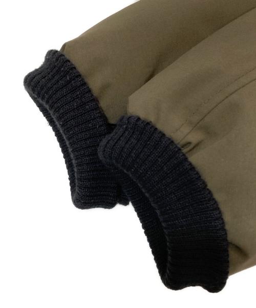 CANADA GOOSE（カナダグース）CANADA GOOSE (カナダグース) LABRADOR(ラブラドール) ダウンジャケット　7958JM オリーブ サイズ:Mの古着・服飾アイテム