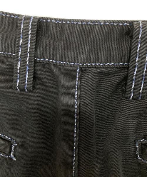 ISSEY MIYAKE（イッセイミヤケ）ISSEY MIYAKE (イッセイミヤケ) コットンツイルワークパンツ COTTON TWIL WORK PNATS　ME73FF100 ブラック サイズ:3の古着・服飾アイテム