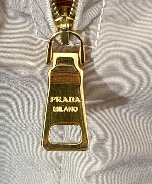 PRADA（プラダ）PRADA (プラダ) Vネックミニドレスワンピース　　P339F	P339F ベージュ サイズ:40の古着・服飾アイテム