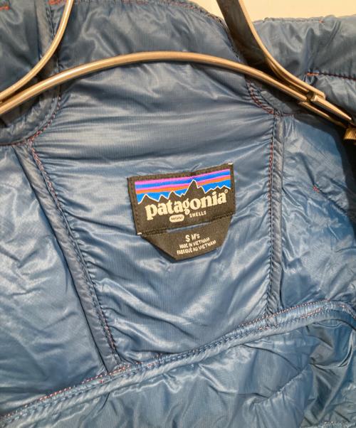 Patagonia（パタゴニア）Patagonia (パタゴニア) マイクロ・パフ・フーディ　84031 レッド サイズ:Sの古着・服飾アイテム