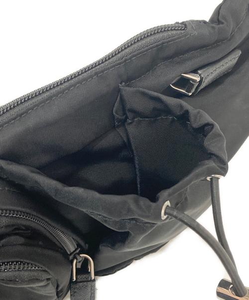 PRADA（プラダ）PRADA (プラダ) ナイロンウエストバッグ VA0056 ブラックの古着・服飾アイテム