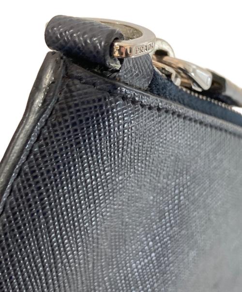 PRADA（プラダ）PRADA (プラダ) MONKEY ROBOT CLUTCH モンキーロボットクラッチバッグ 三角プレート ネイビーの古着・服飾アイテム