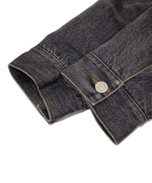 GUCCI（グッチ）GUCCI (グッチ) 18AW バックプリントワッペンデニムジャケット　525420 グレー サイズ:44の古着・服飾アイテム