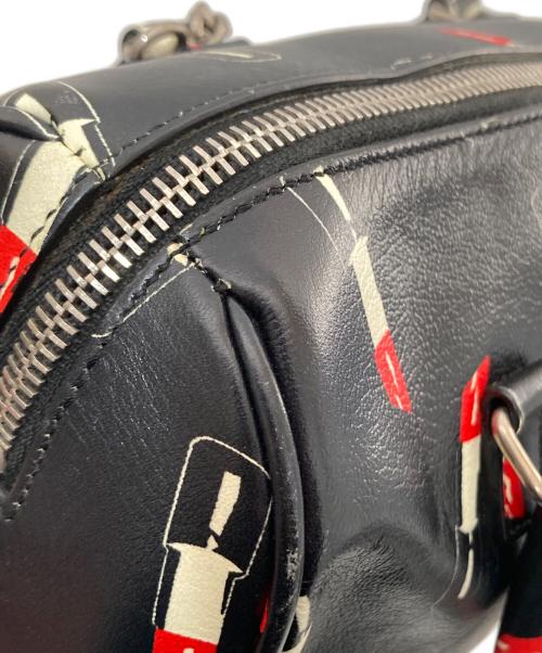 Saint Laurent Paris（サンローランパリ）Saint Laurent Paris (サンローランパリ) ベイビーダッフル リップスティックパターン 400422 ブラックの古着・服飾アイテム