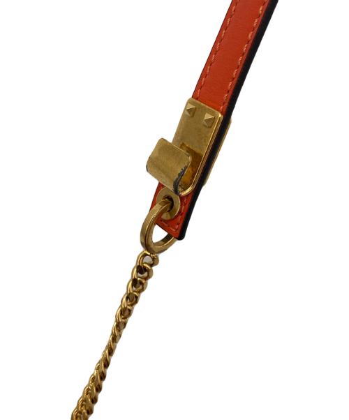 VALENTINO GARAVANI（ヴァレンティノ・ガラヴァーニ）VALENTINO GARAVANI (ヴァレンティノ・ガラヴァーニ) Vスリング ショルダーバッグ SW0B0F01RQR オレンジの古着・服飾アイテム