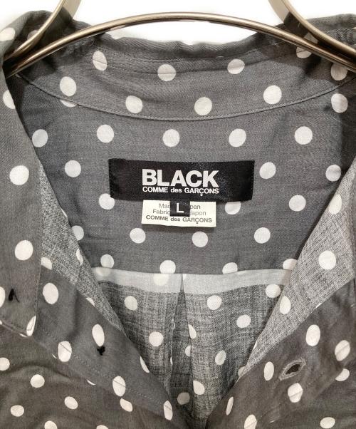 BLACK COMME des GARCONS（ブラックコムデギャルソン）BLACK COMME des GARCONS (ブラックコムデギャルソン) ドット半袖シャツ/1E-B013 グレー サイズ:Lの古着・服飾アイテム