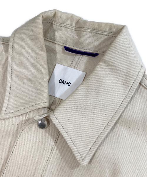 OAMC（オーエーエムシー）OAMC (オーエーエムシー) Sierra Denim Shirt　シエラデニムシャツ　デニムジャケット　シャツジャケット　23A28OAU12 アイボリー サイズ:Sの古着・服飾アイテム