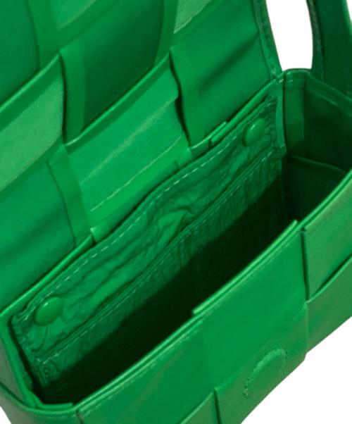 BOTTEGA VENETA（ボッテガベネタ）BOTTEGA VENETA (ボッテガベネタ) キャンディー カセット ミニショルダーバッグ 667048 グリーンの古着・服飾アイテム