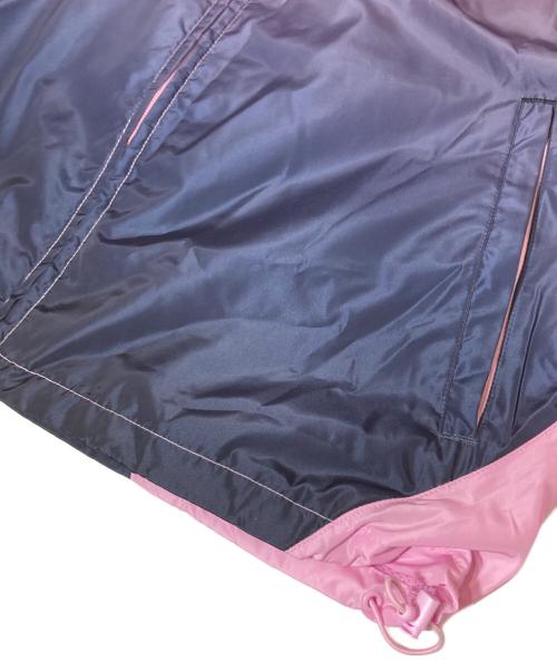 SUPREME（シュプリーム）SUPREME (シュプリーム) UMBRO (アンブロ) 25FW Gradient Track Jacket Pink（グラディエントトラックジャケット） ピンク サイズ:Mの古着・服飾アイテム