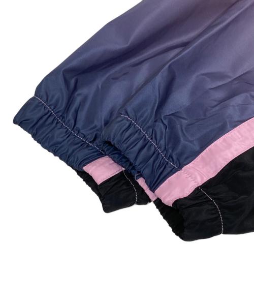 SUPREME（シュプリーム）SUPREME (シュプリーム) UMBRO (アンブロ) 25FW Gradient Track Jacket Pink（グラディエントトラックジャケット） ピンク サイズ:Mの古着・服飾アイテム